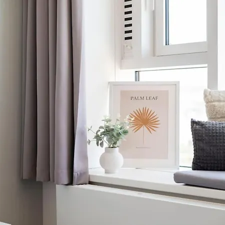 28th Floor Luxury Skyline 1bdrm - Downtown Center Apartment Bratislava