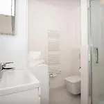 28th Floor Luxury Skyline 1bdrm - Downtown Center شقة