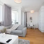 28th Floor Luxury Skyline 1bdrm - Downtown Center *