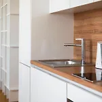 28th Floor Luxury Skyline 1bdrm - Downtown Center דירה