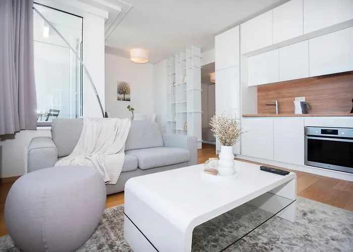 Luxury 1bdrm On The 28th Floor *